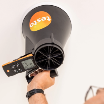 Testo 417 Kit 1 mentelinis anemometras su aplikacija ir gaubtais nuoma
